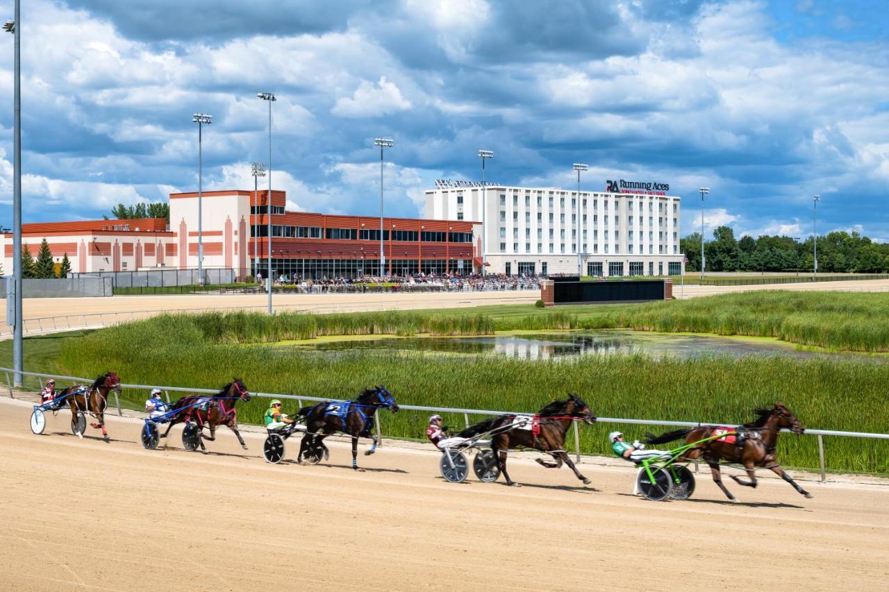 Hotel Running Aces & Casino, Trademark Collection By Wyndham Forest Lake